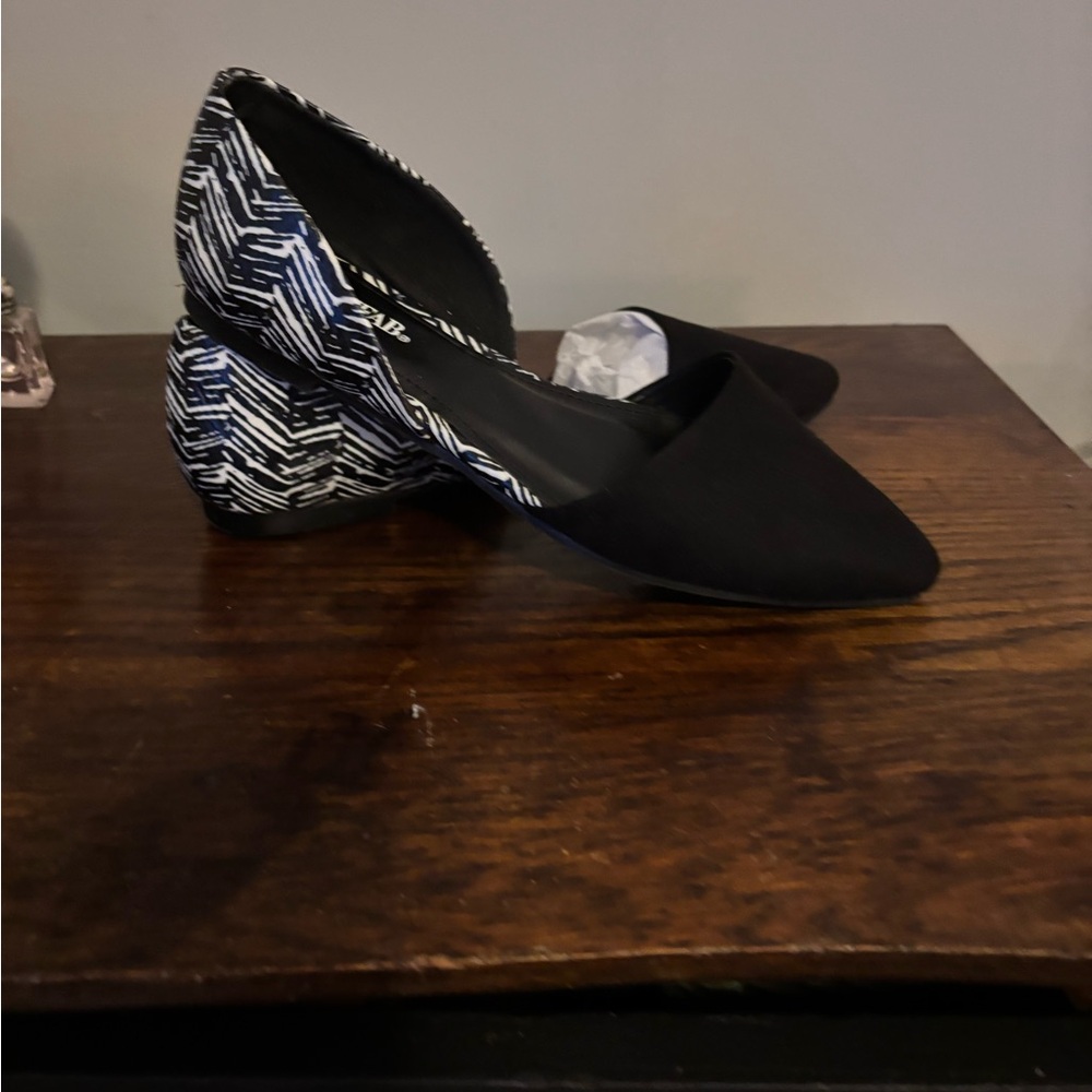 JustFab Black and White Zigzag Flats